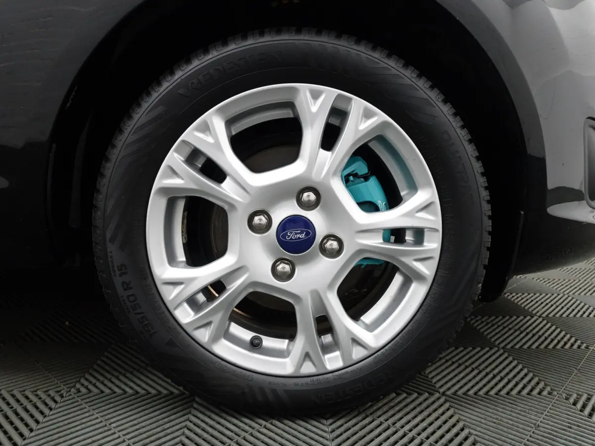 1.0 Style Ultimate- Navigatie, Park assist, Clima, Elek Spiegel pakket, Privacy Glass