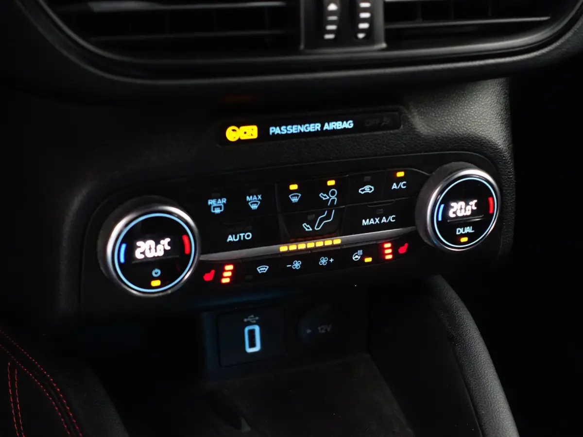 1.5 EcoBoost ST Line X Business Aut- Carplay, Android Auto, Xenon Led, Stuur/Stoelverwarming, Ada Cruise