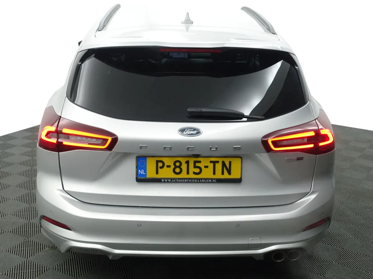 1.0 EcoBoost Hybrid ST Line Style- Xenon Led, Carplay, Stuur/Stoelverwarming, Ada Cruise, Camera, Park Assist