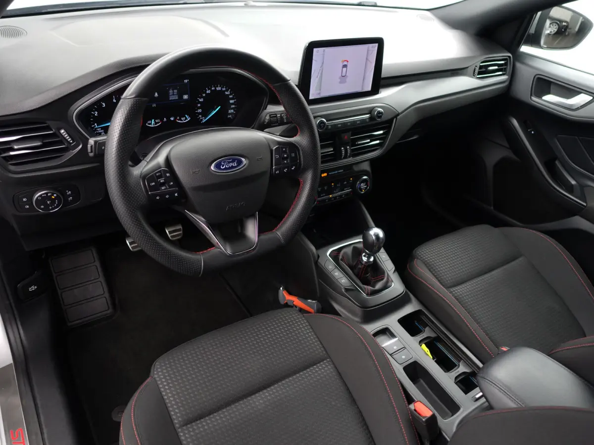 1.0 EcoBoost Hybrid ST Line Style- Xenon Led, Carplay, Stuur/Stoelverwarming, Ada Cruise, Camera, Park Assist
