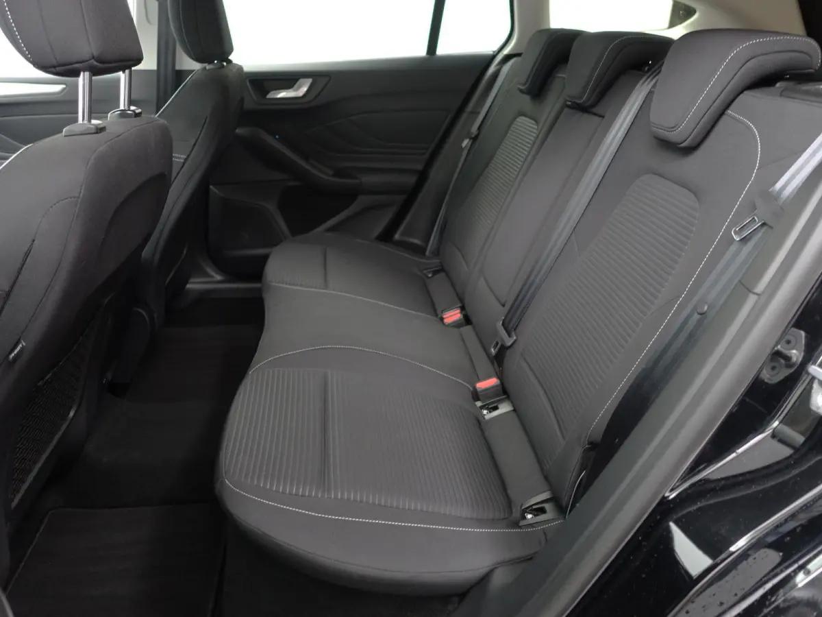 1.0 EcoBoost Titanium Business Aut- Bang Olufsen, Lane Assist, Carplay, Android Auto, Camera, Sfeerverlichting