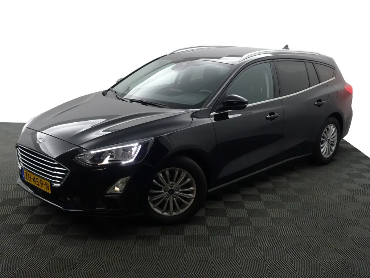1.0 EcoBoost Titanium Business Aut- Bang Olufsen, Lane Assist, Carplay, Android Auto, Camera, Sfeerverlichting