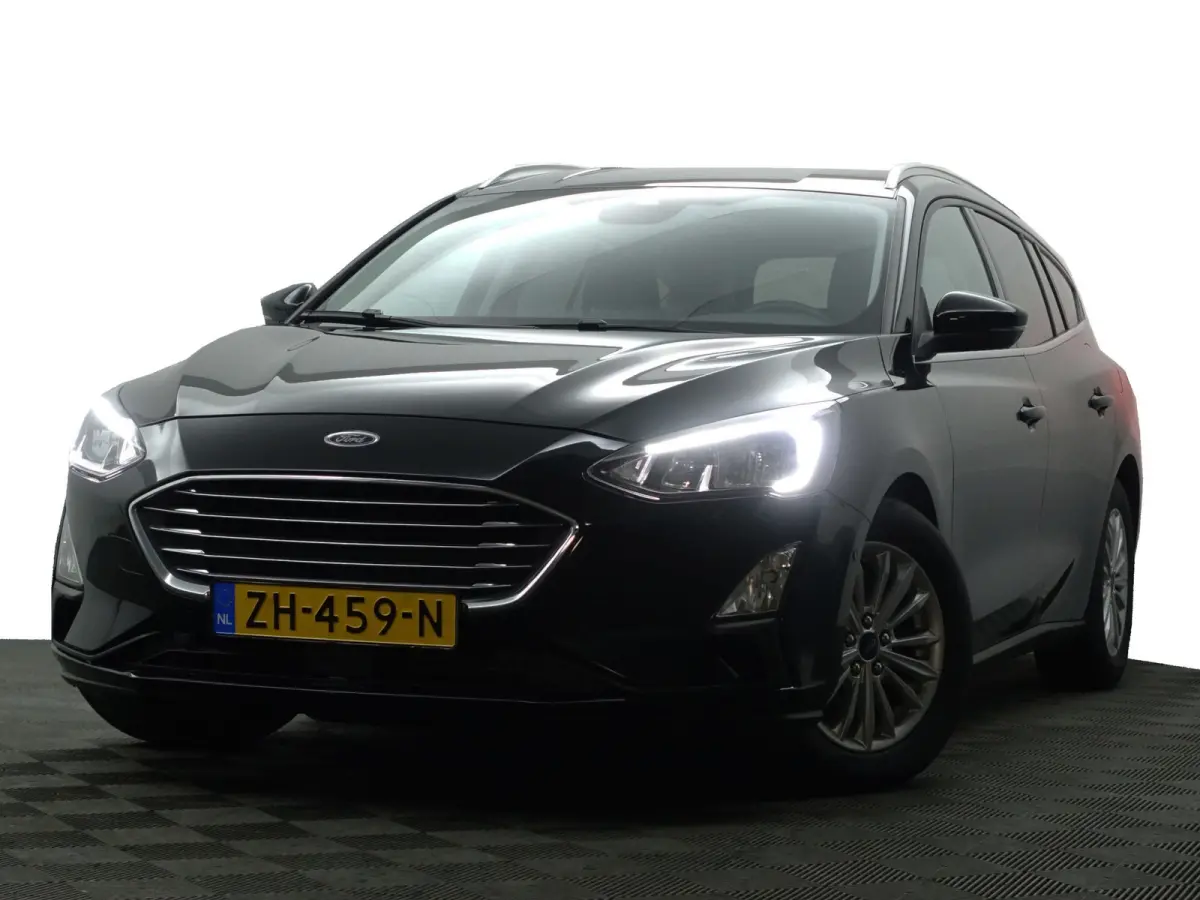 1.0 EcoBoost Titanium Business Aut- Bang Olufsen, Lane Assist, Carplay, Android Auto, Camera, Sfeerverlichting