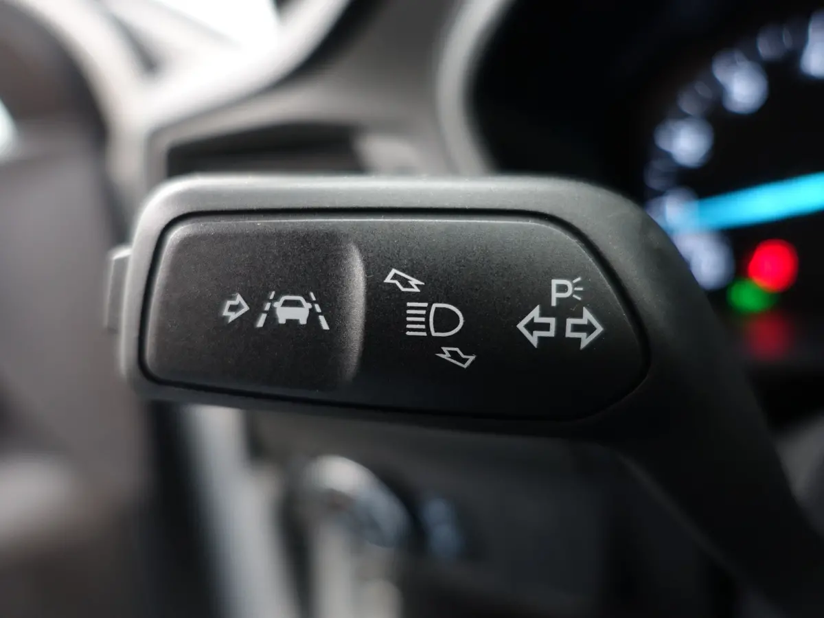 1.0 EcoBoost Hybrid ST Line Style- Stuur/Stoelverwarming, CarPlay, Android Auto, Lane Assist, Park Assist, Park Pilot