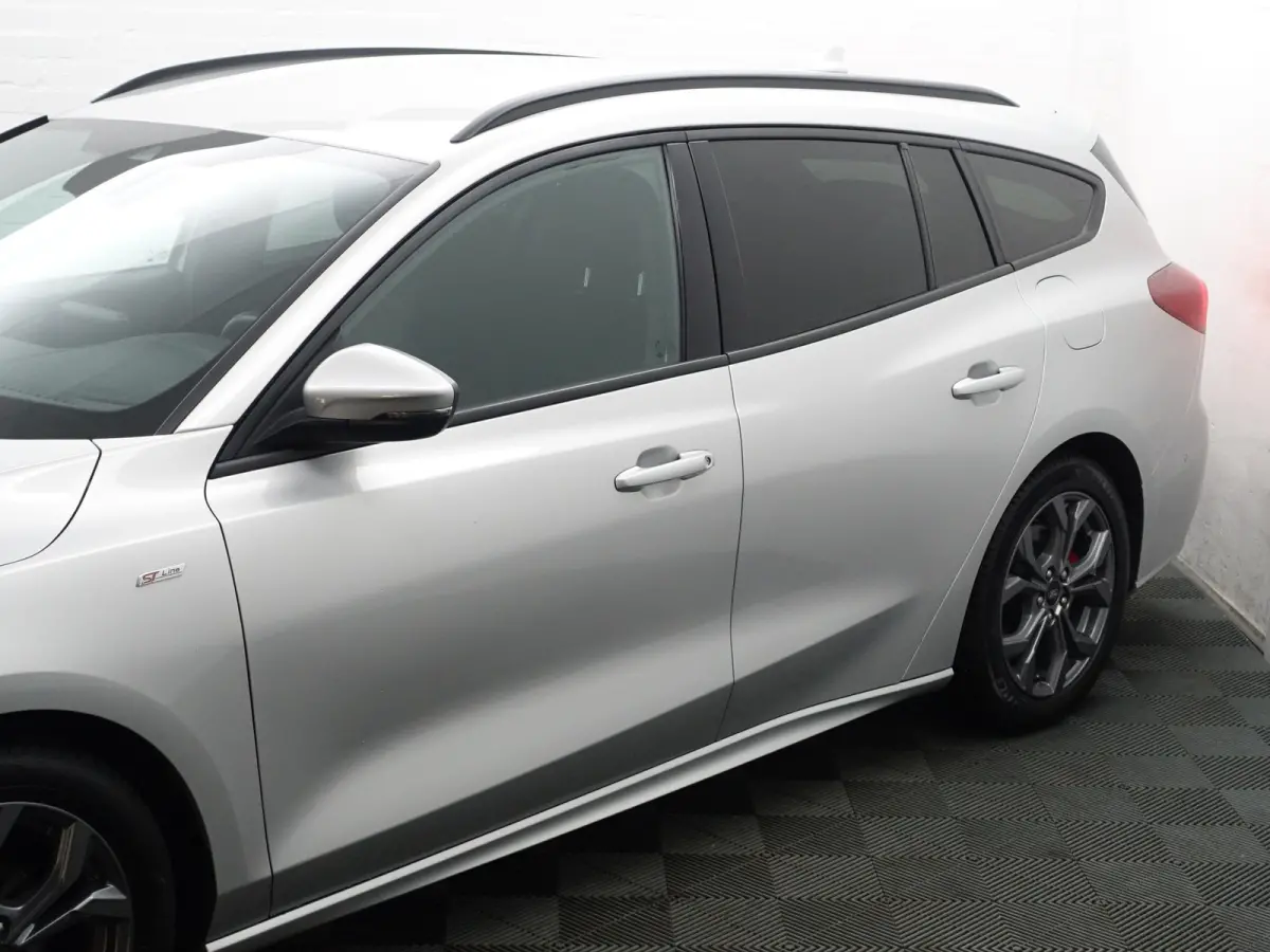 1.0 EcoBoost Hybrid ST Line Style- Stuur/Stoelverwarming, CarPlay, Android Auto, Lane Assist, Park Assist, Park Pilot