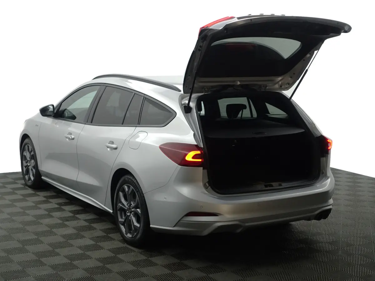 1.0 EcoBoost Hybrid ST Line Style- Stuur/Stoelverwarming, CarPlay, Android Auto, Lane Assist, Park Assist, Park Pilot
