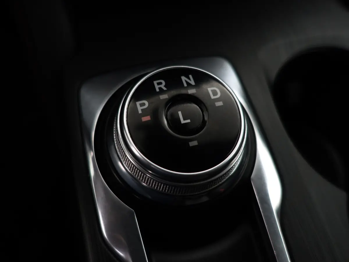 2.5 PHEV ST-Line Aut- Camera, Dynamic Select, Park Pilot, Park Assist, Xenon Led, Virtual Cockpit