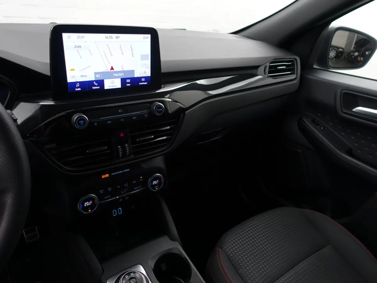 2.5 PHEV ST-Line Aut- Camera, Dynamic Select, Park Pilot, Park Assist, Xenon Led, Virtual Cockpit
