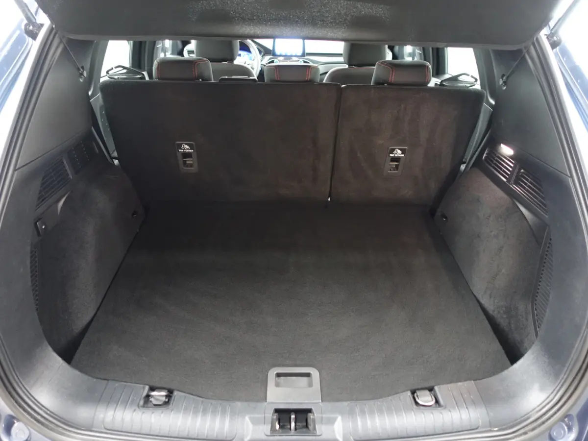 2.5 PHEV ST-Line Aut- Camera, Dynamic Select, Park Pilot, Park Assist, Xenon Led, Virtual Cockpit