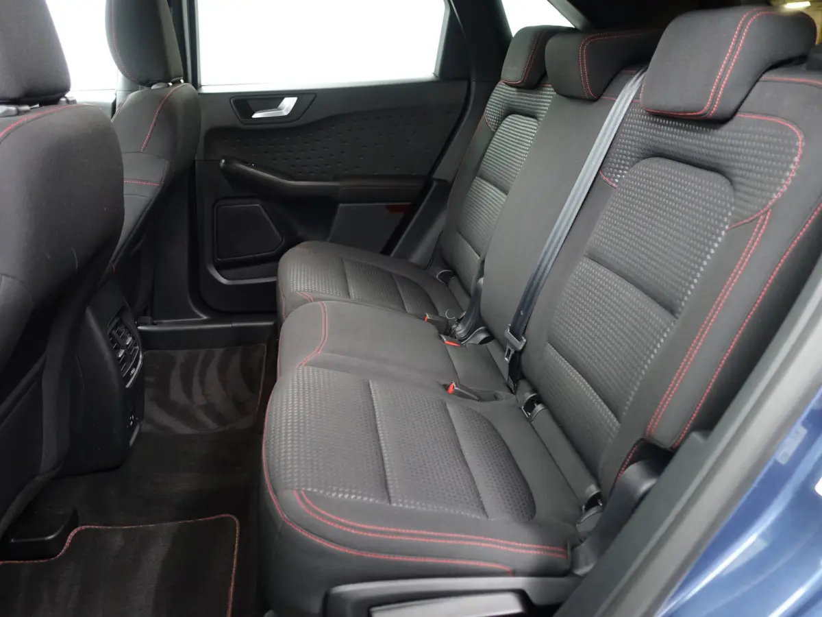 2.5 PHEV ST-Line Aut- Camera, Dynamic Select, Park Pilot, Park Assist, Xenon Led, Virtual Cockpit