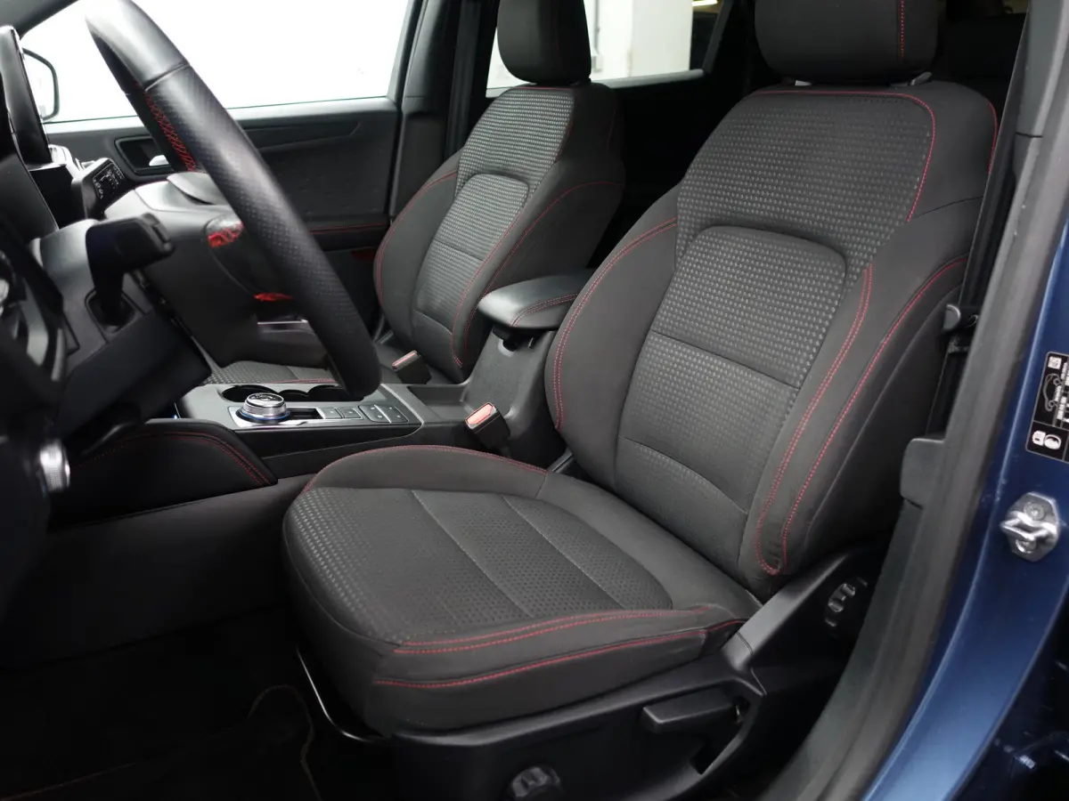 2.5 PHEV ST-Line Aut- Camera, Dynamic Select, Park Pilot, Park Assist, Xenon Led, Virtual Cockpit