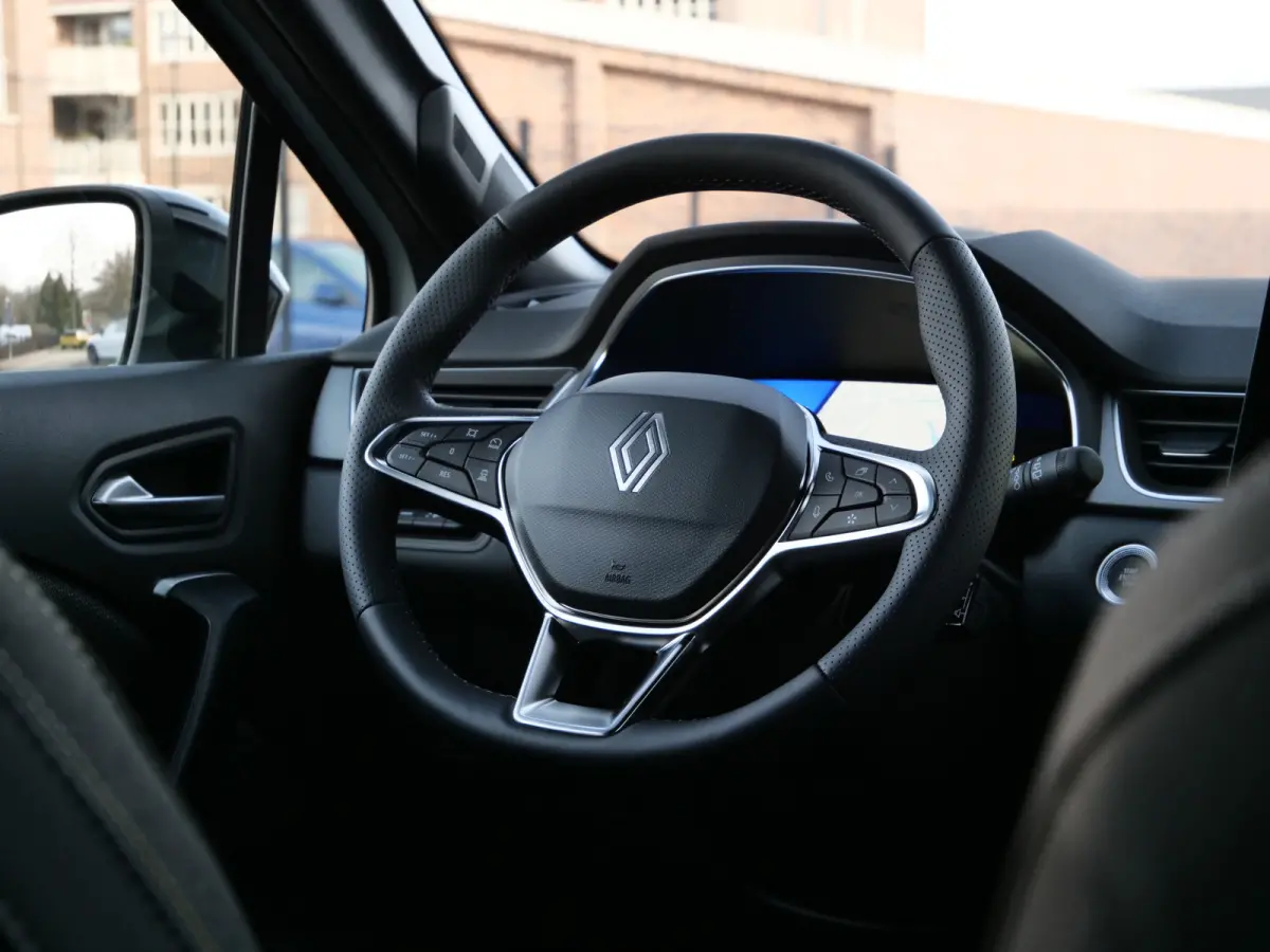1.6 E-Tech full hybrid 145 Pk techno Automaat Apple Carplay / DAB / Camera / Navigatie / Winterpakket
