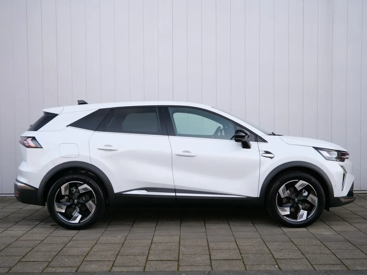 1.6 E-Tech full hybrid 145 Pk techno Automaat Apple Carplay / DAB / Camera / Navigatie / Winterpakket