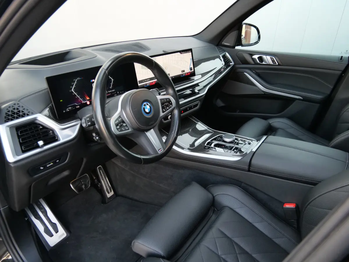 xDrive50e PHEV 490 Pk Automaat M-Sport Pro Pack Navi / Leer / Innovation Pack / Camera's / 22 inch