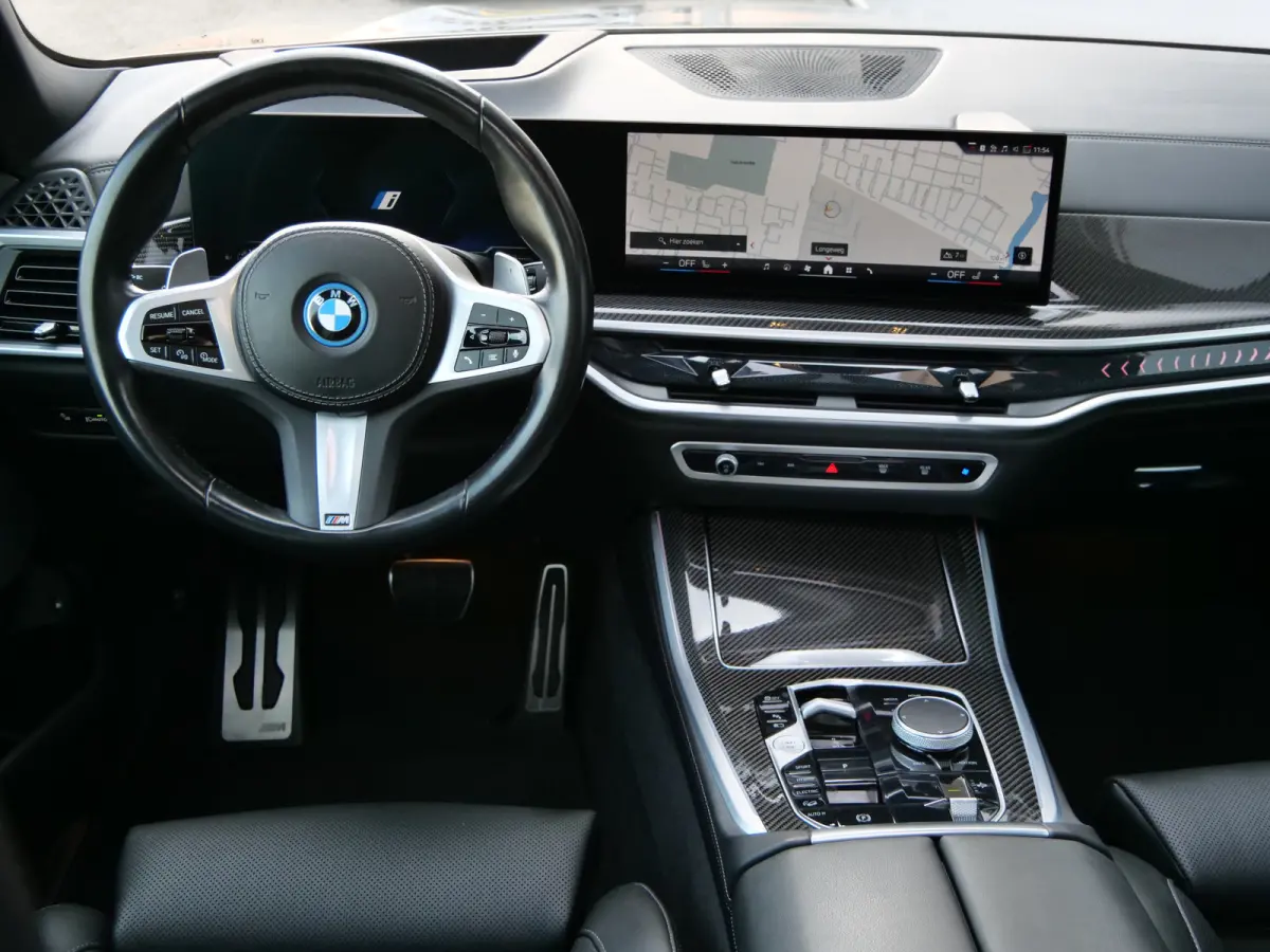 xDrive50e PHEV 490 Pk Automaat M-Sport Pro Pack Navi / Leer / Innovation Pack / Camera's / 22 inch