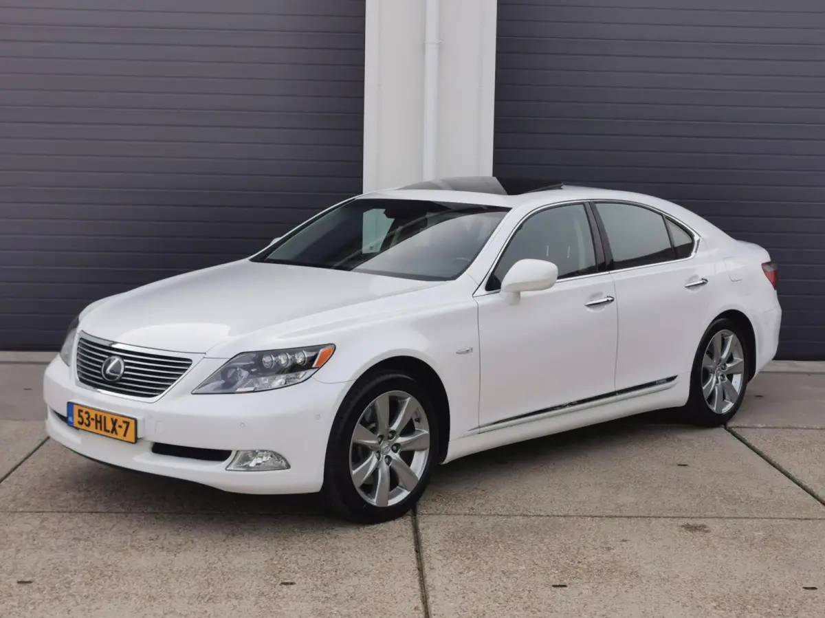 Lexus LS leasen
