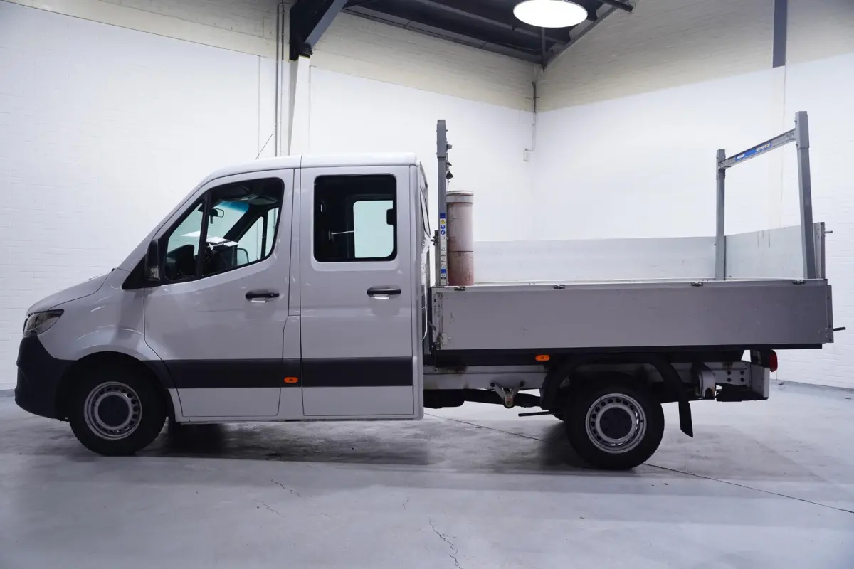 211 CDI Dubbel Cabine 6-Zits Pickup Open Laadbak Airco, Trekhaak, LxBxH 270x203x80 cm, 6-Zits