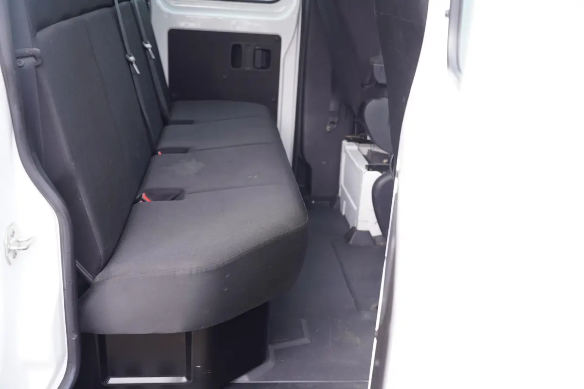 211 CDI Dubbel Cabine 6-Zits Pickup Open Laadbak Airco, Trekhaak, LxBxH 270x203x80 cm, 6-Zits