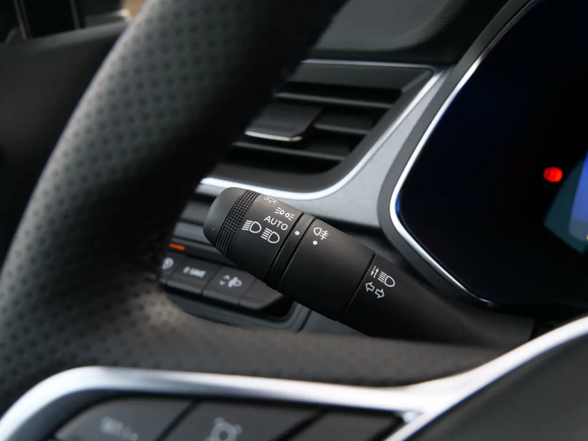1.6 E-Tech full hybrid 145 Pk techno Automaat Apple Carplay / DAB / Camera / Navigatie / Winterpakket