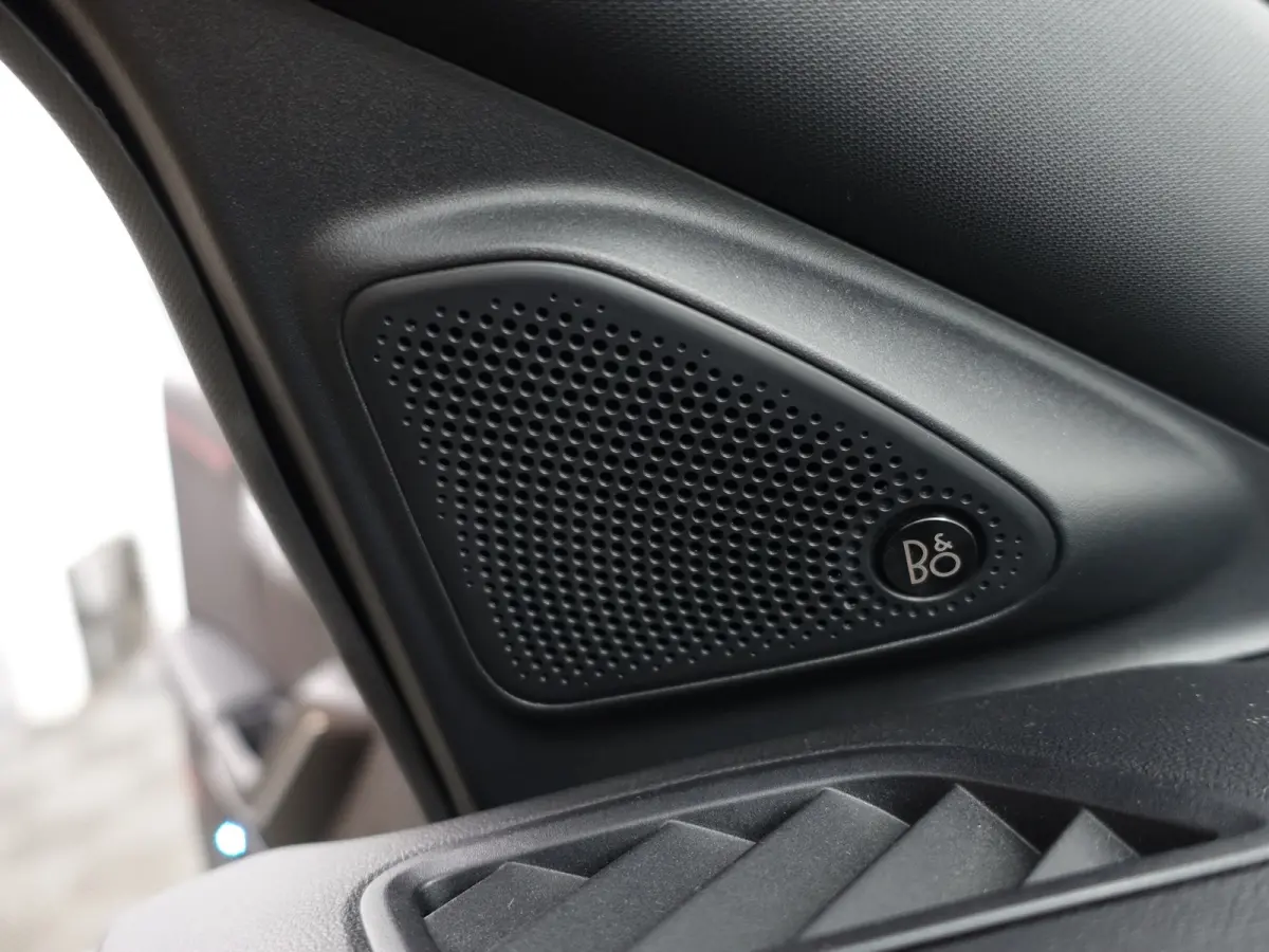 1.0 EcoBoost ST-Line X Bang Olufsen, Stuur/Stoelverwarming, Carplay, Android Auto, Lane Assist, Carbon