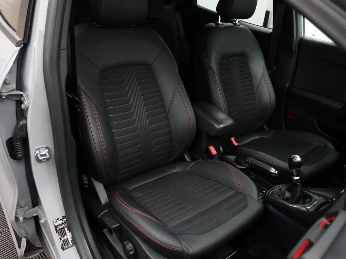 1.0 EcoBoost ST-Line X Bang Olufsen, Stuur/Stoelverwarming, Carplay, Android Auto, Lane Assist, Carbon