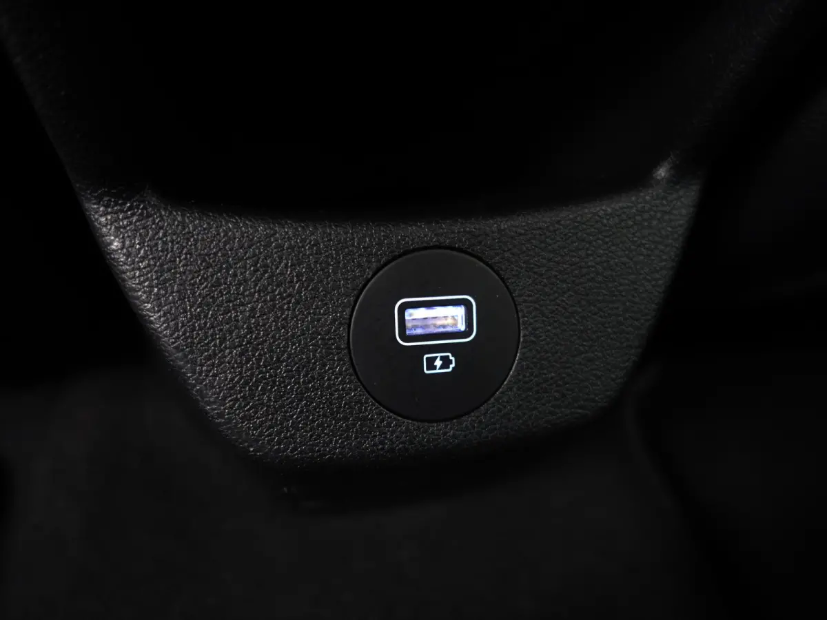1.0 T-GDI Comfort Aut- Carplay, Android Auto, Camera, Led, Drive Select, Spiegel Pakket, Park Assist