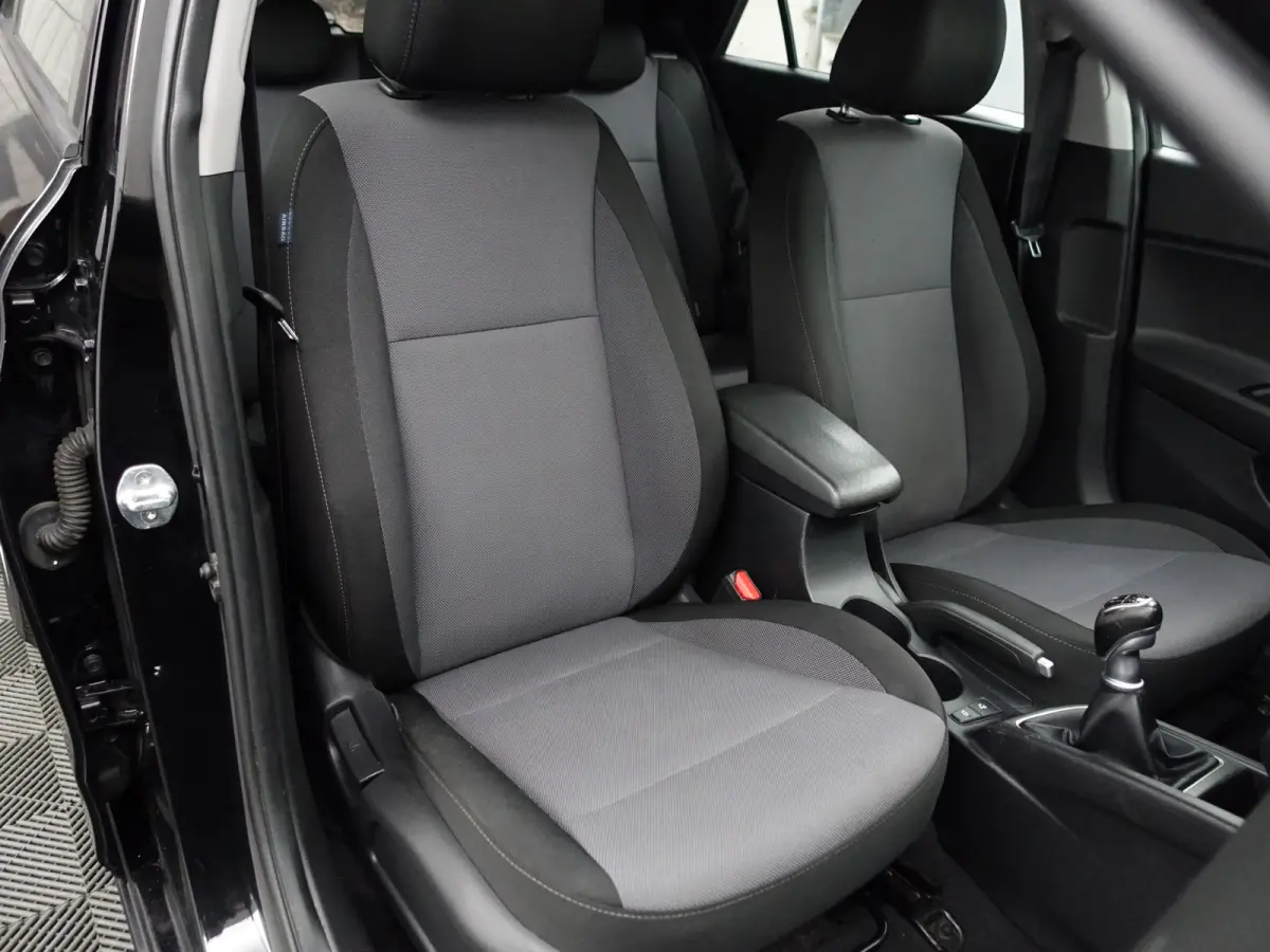 1.0 T-GDI Comfort- Carplay, Camera, Lane Assist, Clima, Cruise, Comfort Interieur, Navi