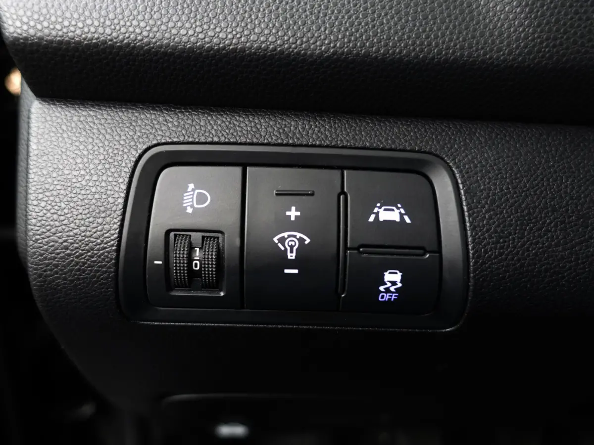 1.0 T-GDI Comfort- Carplay, Camera, Lane Assist, Clima, Cruise, Comfort Interieur, Navi