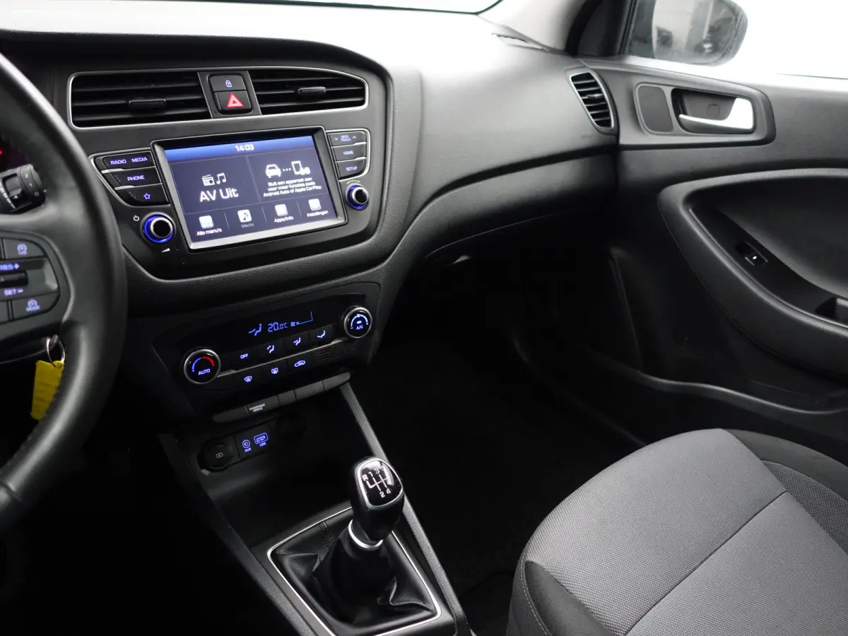 1.0 T-GDI Comfort- Carplay, Camera, Lane Assist, Clima, Cruise, Comfort Interieur, Navi