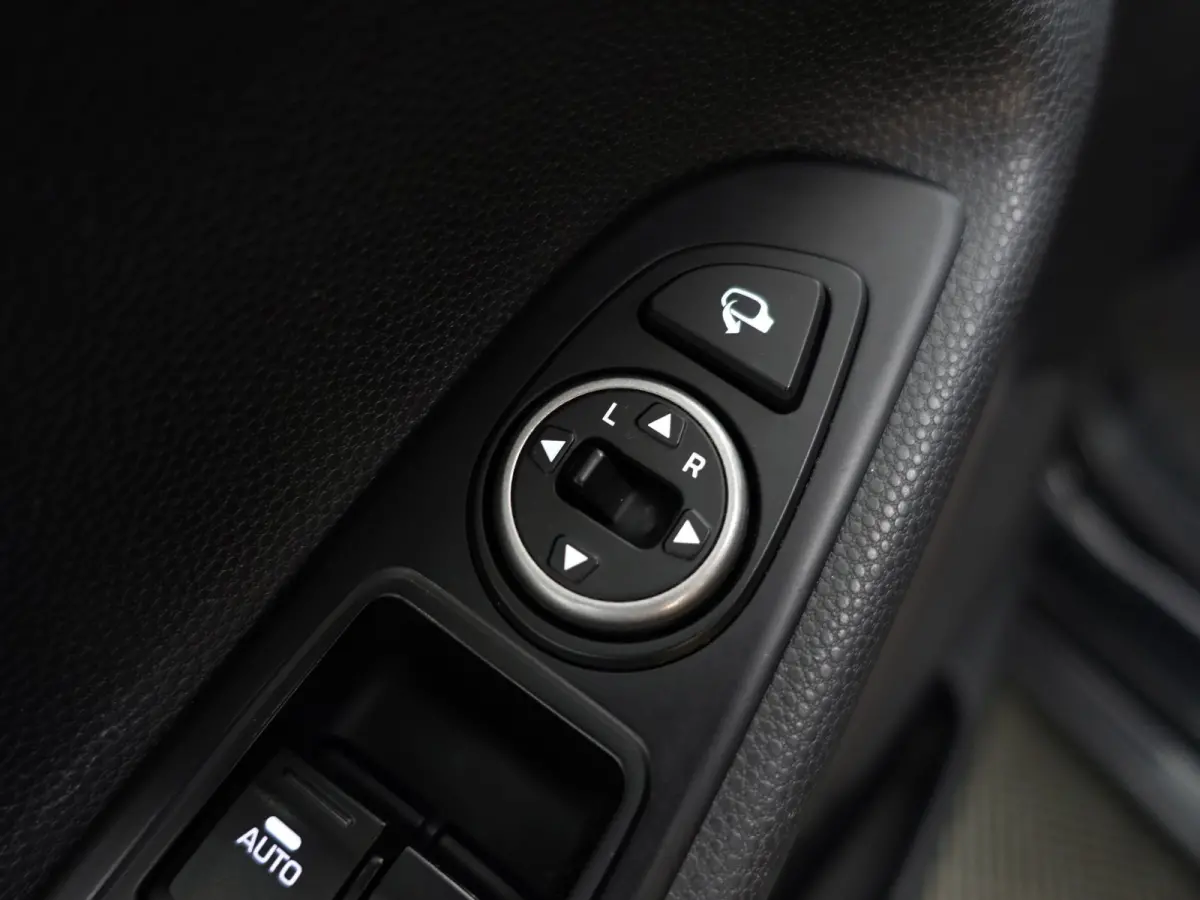 1.0 T-GDI Comfort- Carplay, Camera, Lane Assist, Clima, Cruise, Comfort Interieur, Navi