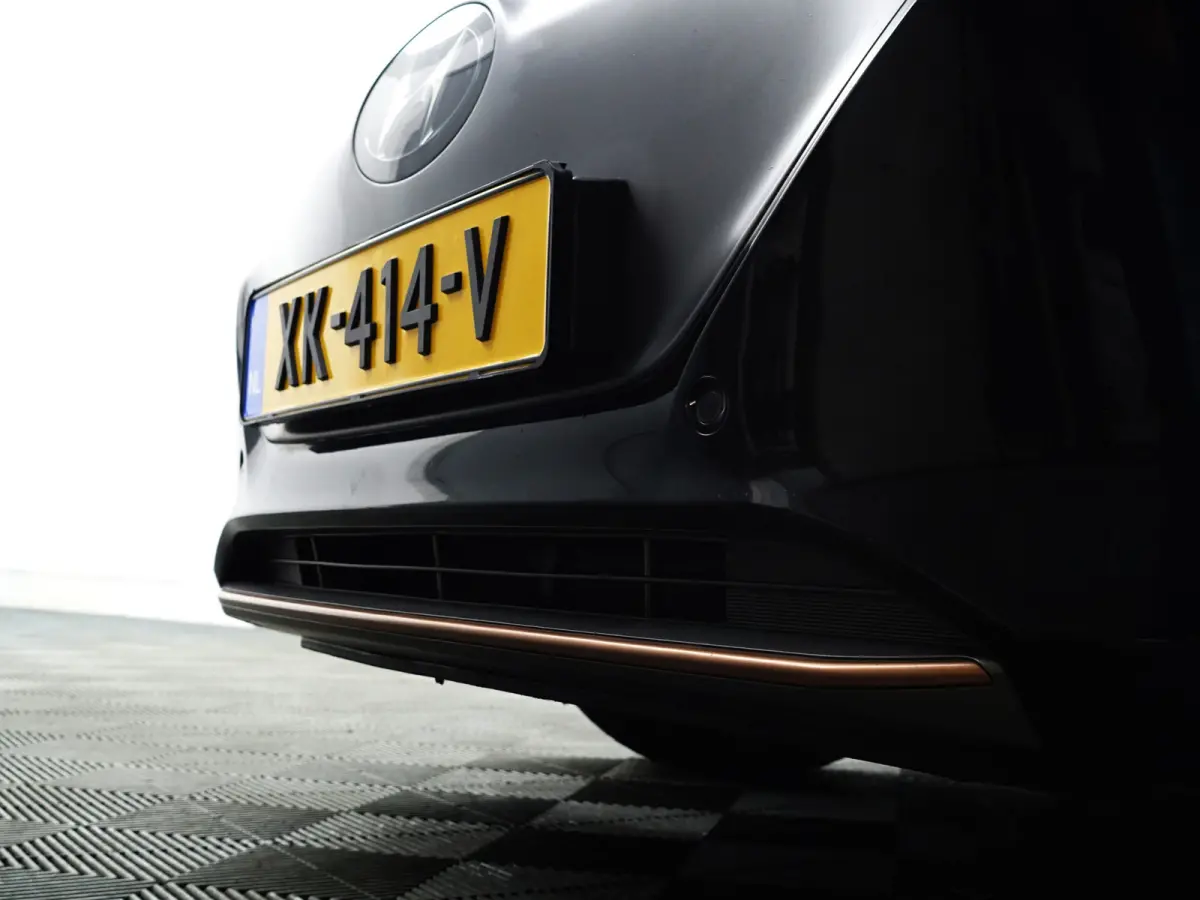 Premium+ EV Aut- SOH 99%, Schuifdak, Stoelventilatie, Stuur/Stoelverwarming, Infinity Audio, Lane Assist, Memory