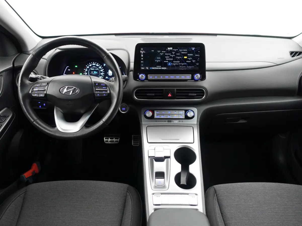 EV Comfort 39 kWh Aut- Stuur/Stoelverwarming, CarPlay, Led, Lane assist, Dynamic Select, Park assist