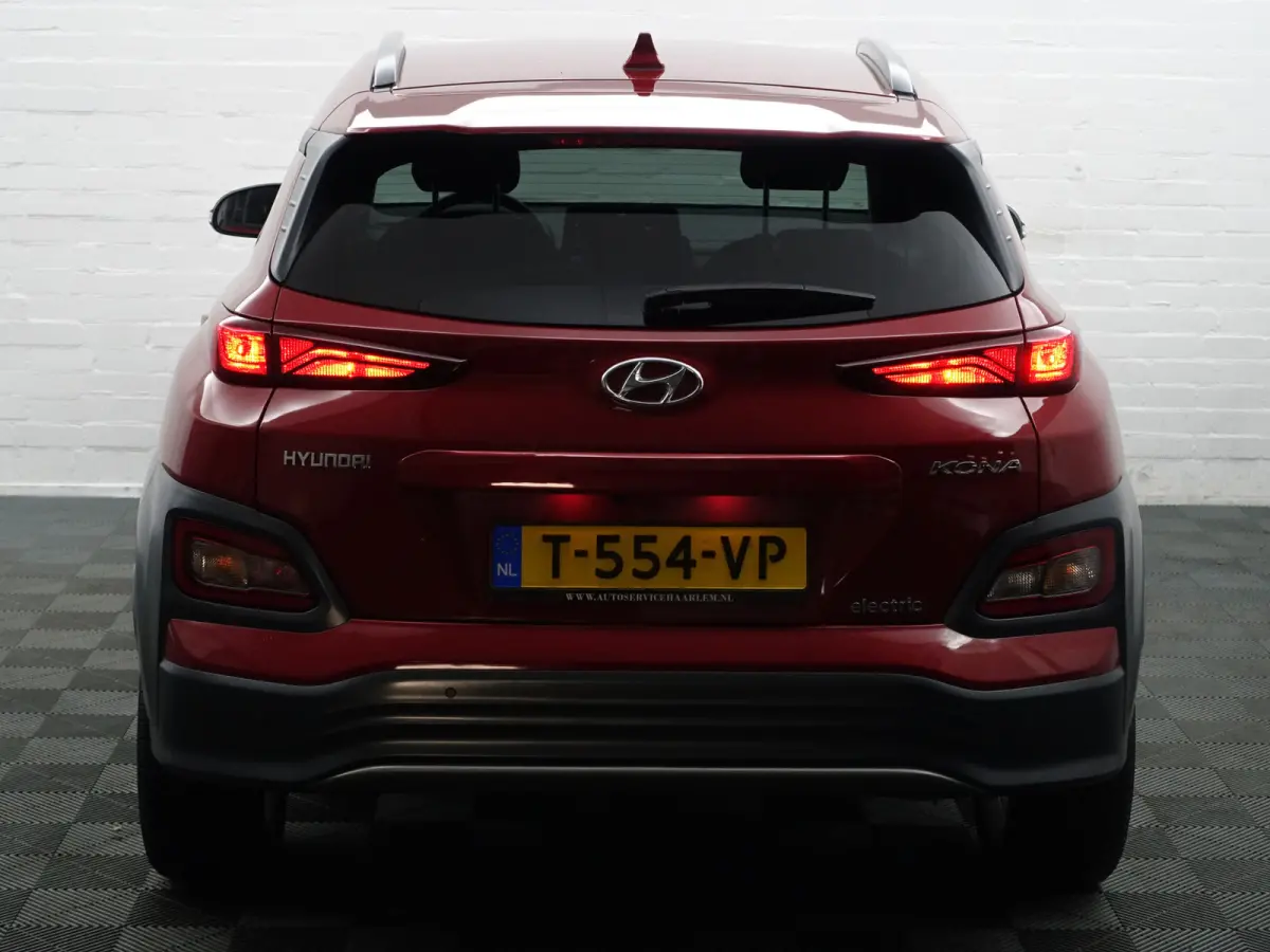 EV Comfort 39 kWh Aut- Stuur/Stoelverwarming, CarPlay, Led, Lane assist, Dynamic Select, Park assist