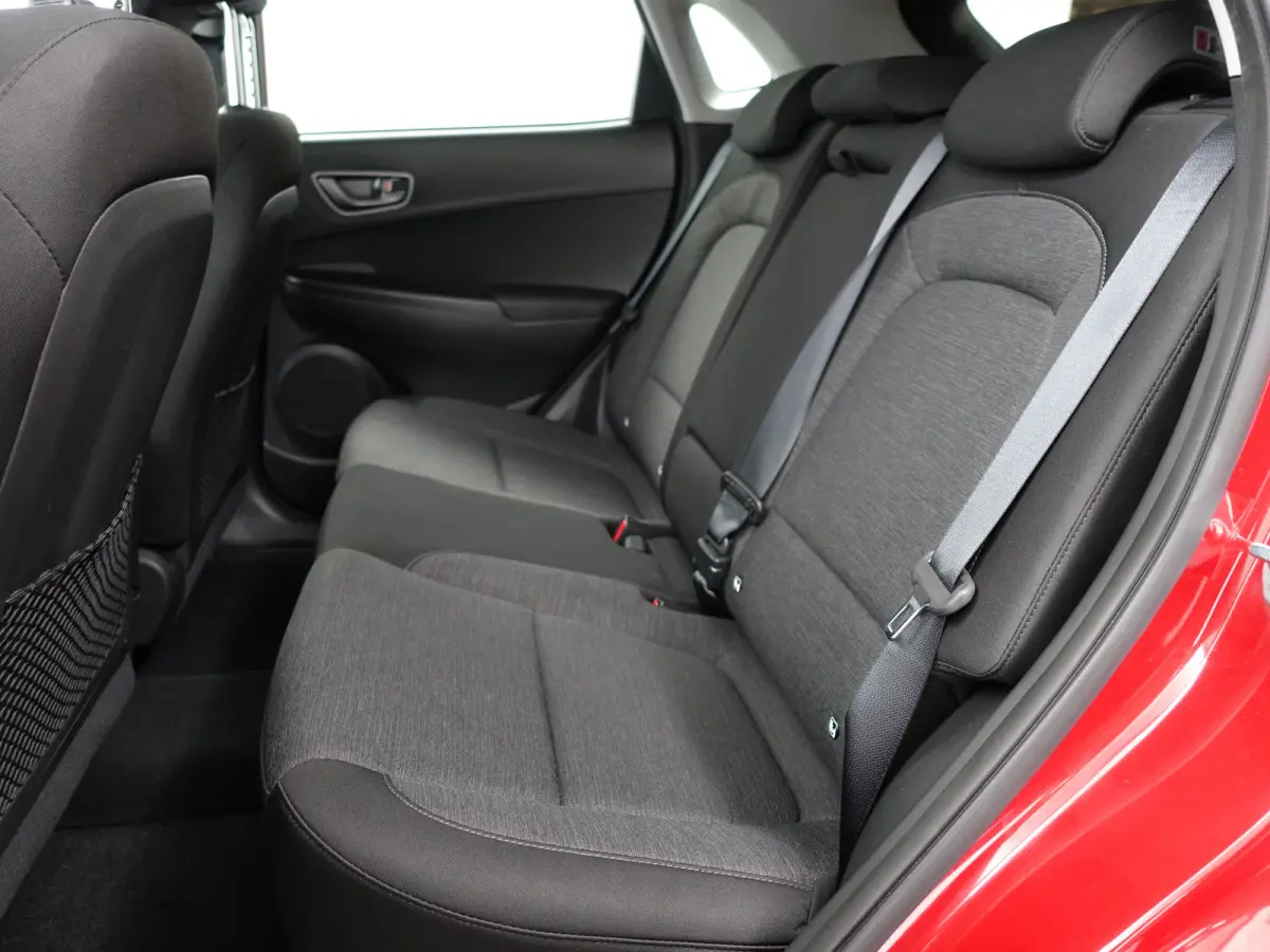 EV Comfort 39 kWh Aut- Stuur/Stoelverwarming, CarPlay, Led, Lane assist, Dynamic Select, Park assist