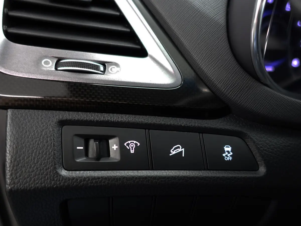 2.4i GDI Business Edition Panoramadak, Park Assist, Xenon Led, Stoelverwarming, Leder Interieur