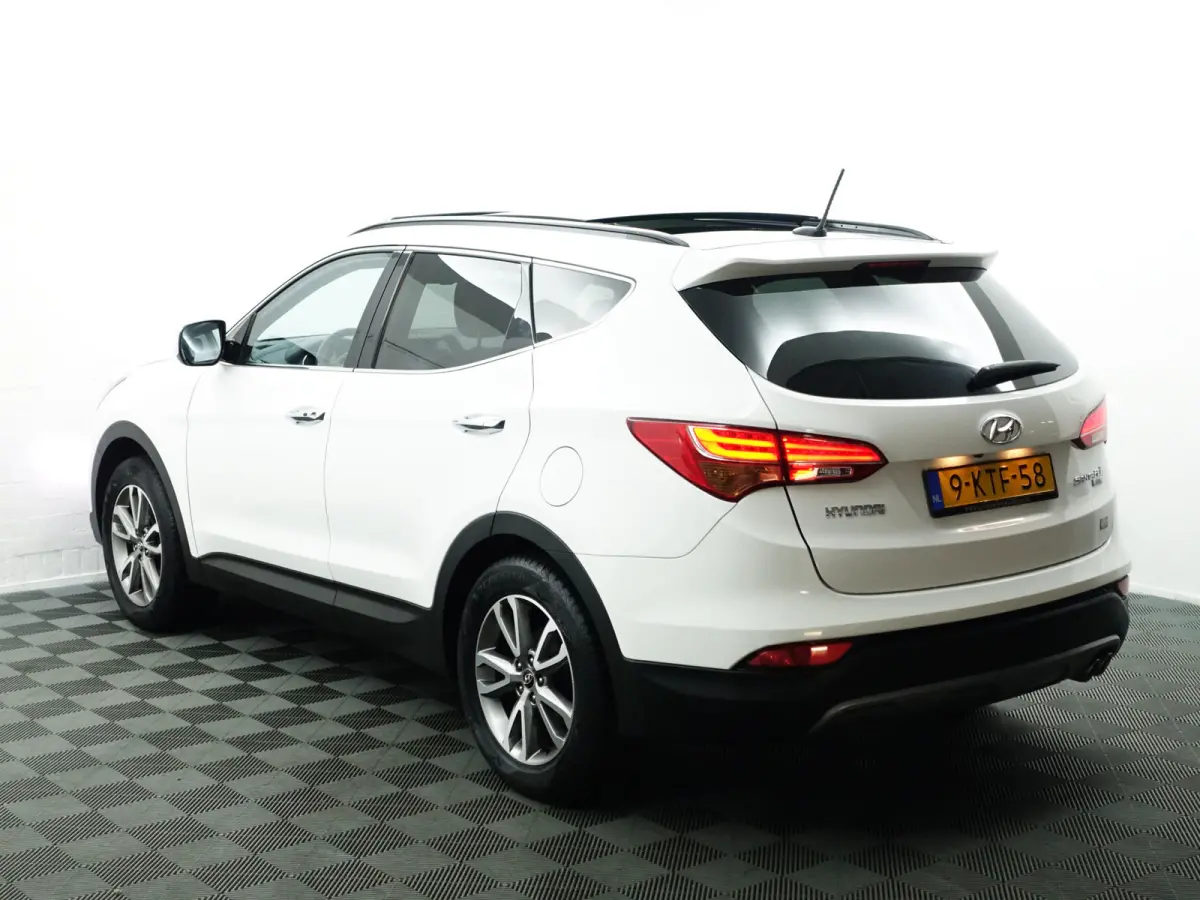 2.4i GDI Business Edition Panoramadak, Park Assist, Xenon Led, Stoelverwarming, Leder Interieur