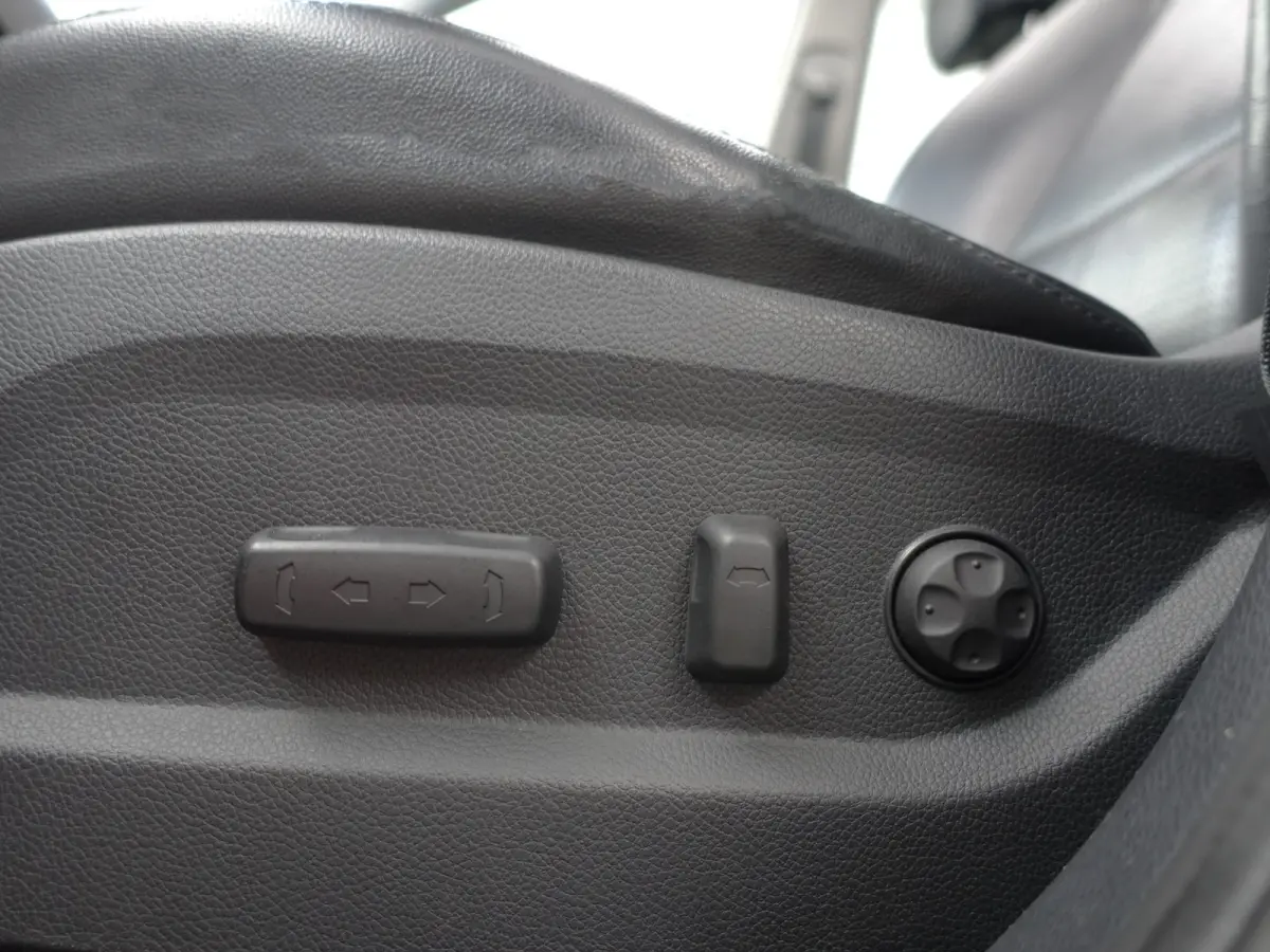 2.4i GDI Business Edition Panoramadak, Park Assist, Xenon Led, Stoelverwarming, Leder Interieur