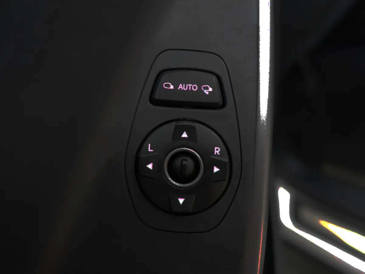 2.4i GDI Business Edition Panoramadak, Park Assist, Xenon Led, Stoelverwarming, Leder Interieur