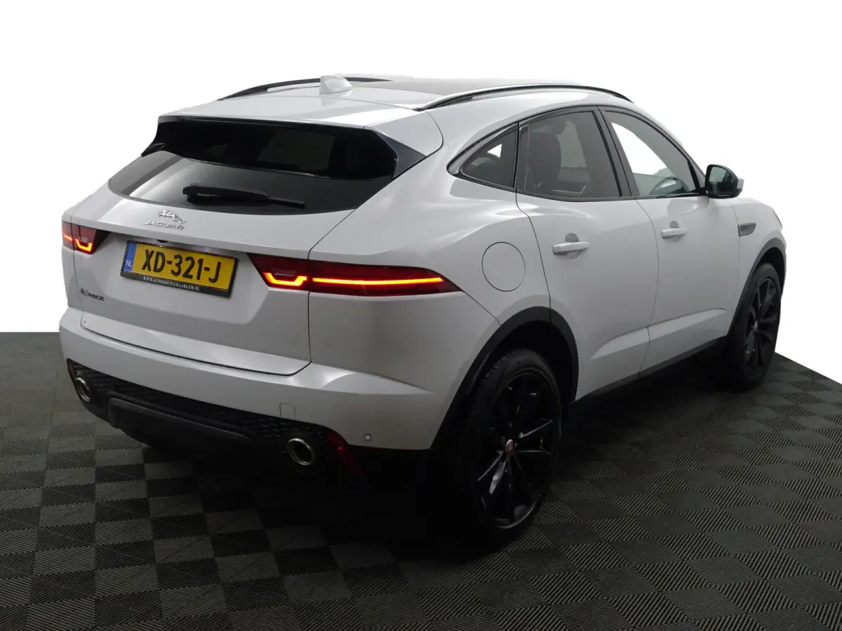 2.0 P250 AWD R-Dynamic HSE- Carplay, Android Auto, Panoramadak, Head Up, Memory, Meridian Surround