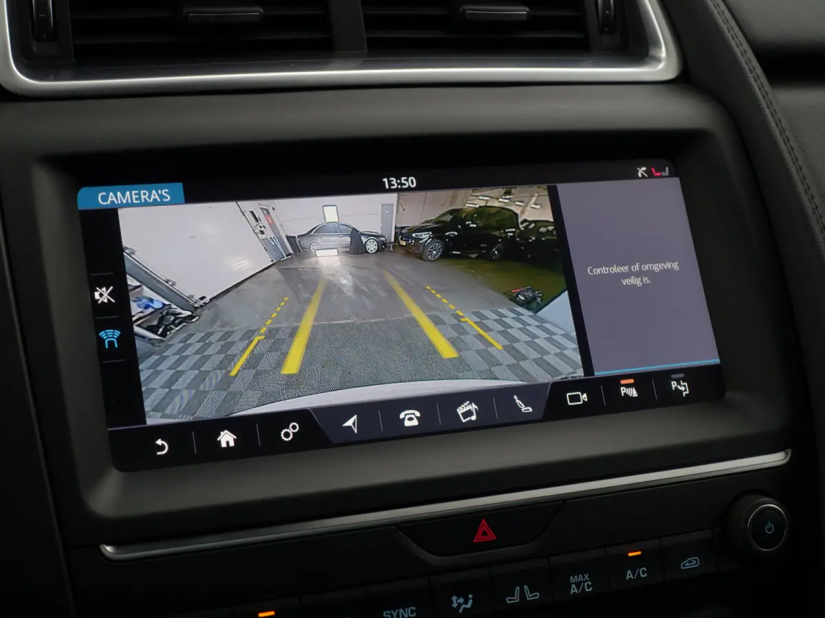 2.0 P250 AWD R-Dynamic HSE- Carplay, Android Auto, Panoramadak, Head Up, Memory, Meridian Surround
