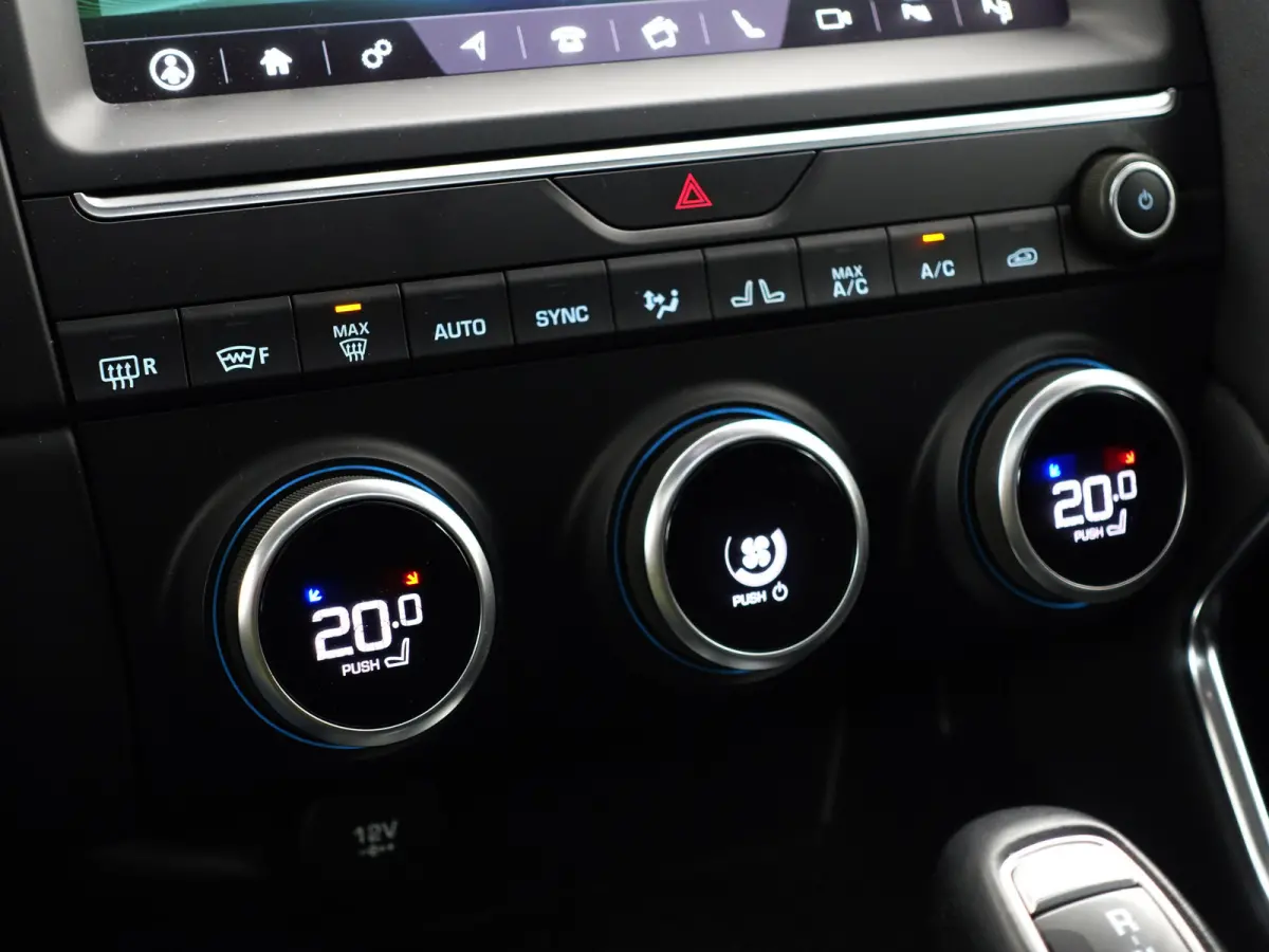 2.0 P250 AWD R-Dynamic HSE- Carplay, Android Auto, Panoramadak, Head Up, Memory, Meridian Surround