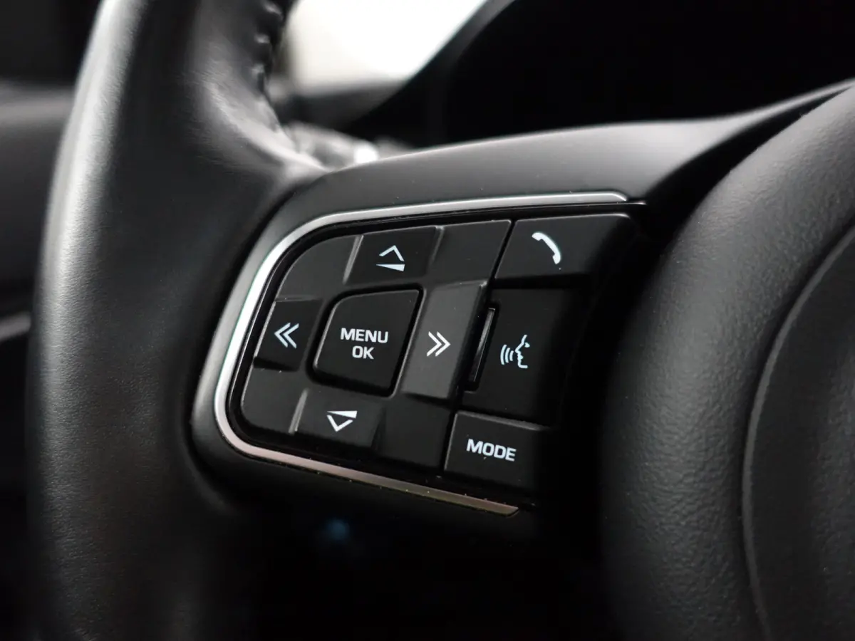 2.0 P250 AWD R-Dynamic HSE- Carplay, Android Auto, Panoramadak, Head Up, Memory, Meridian Surround
