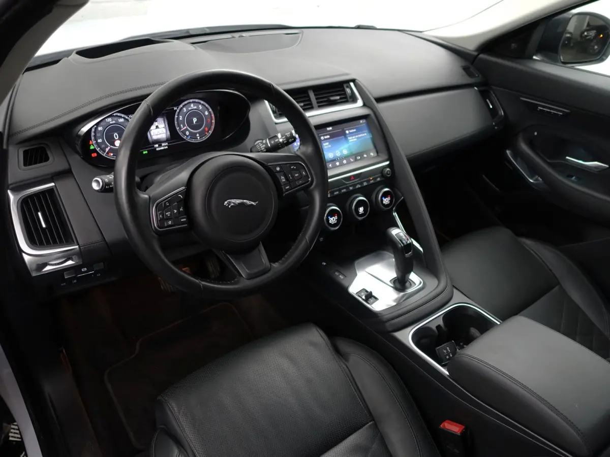 2.0 P250 AWD R-Dynamic HSE- Carplay, Android Auto, Panoramadak, Head Up, Memory, Meridian Surround