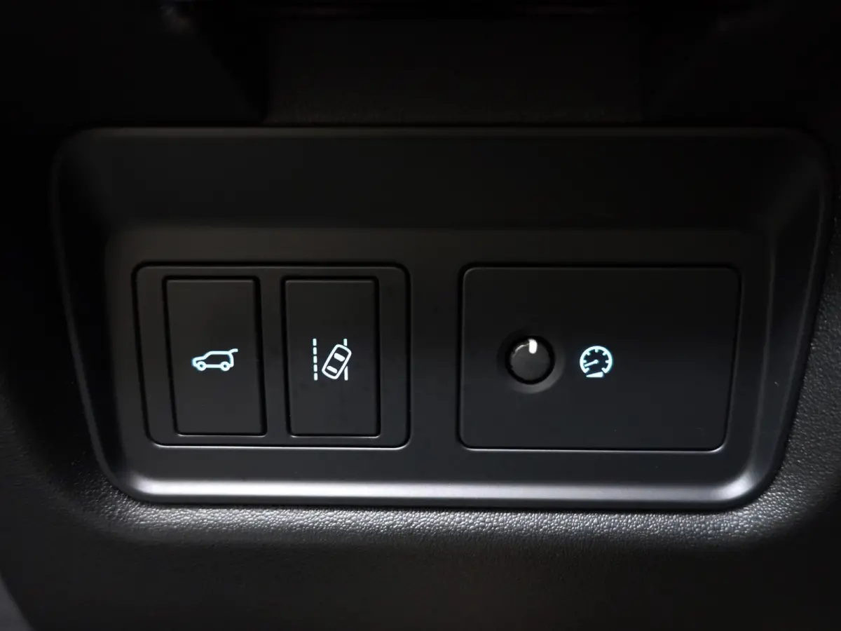 2.0 P250 AWD R-Dynamic HSE- Carplay, Android Auto, Panoramadak, Head Up, Memory, Meridian Surround
