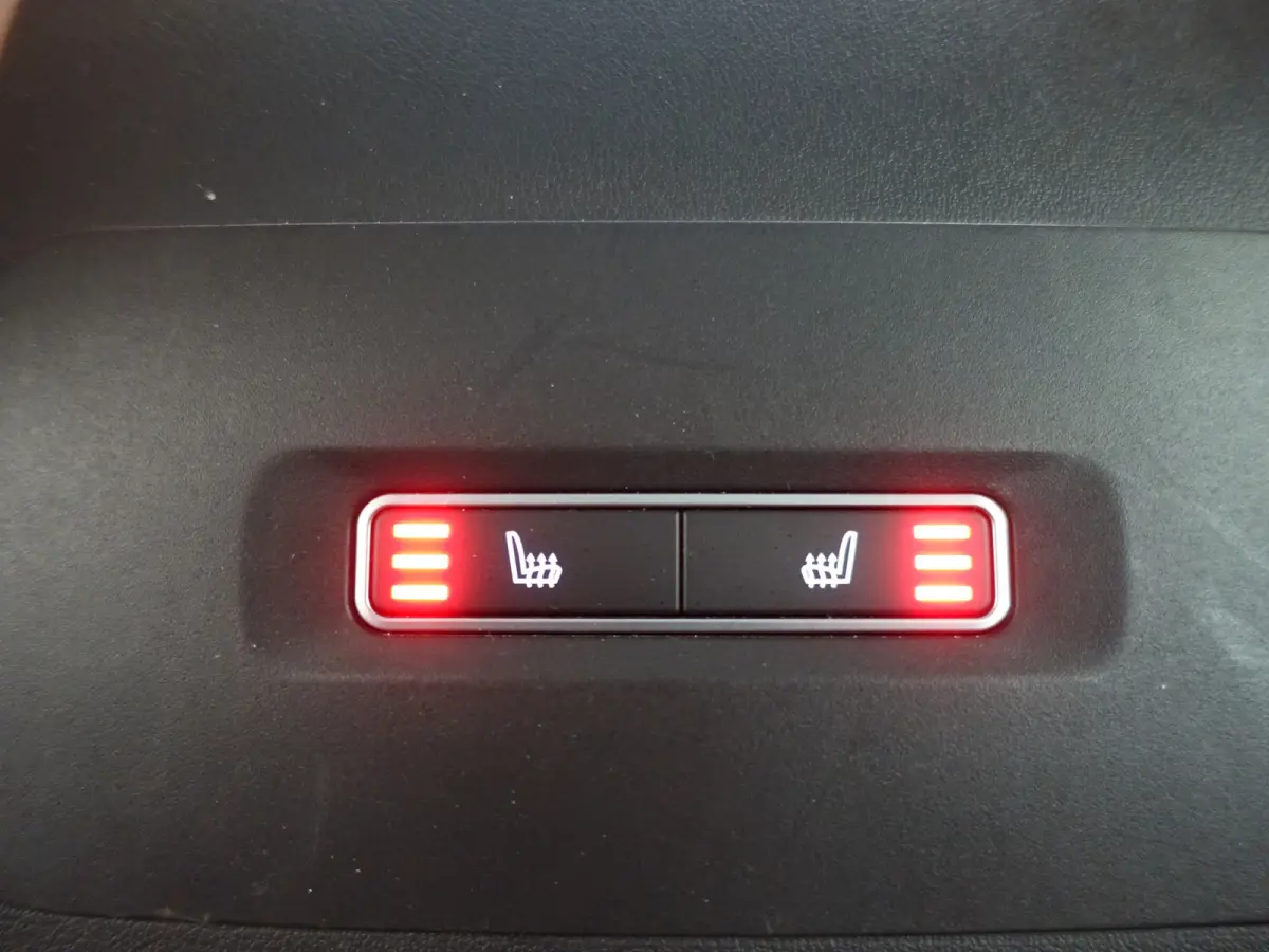 EV400 HSE R-Sport 400pk Aut- SOH 91%, Virtual Cockpit, Nappa Leder, 360 Camera, Meridian, Carplay