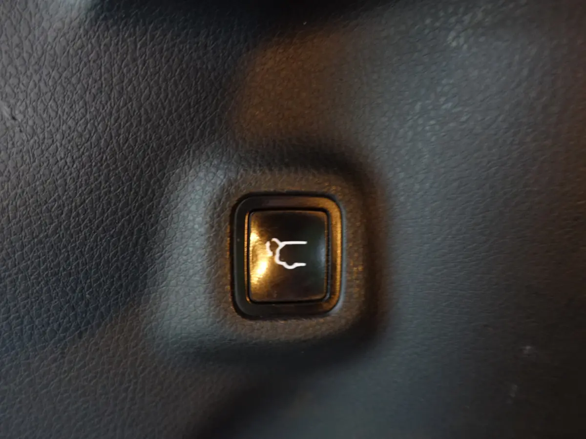 1.3T S Night Eagle Aut- Xenon Led, Keyless, Stuur/Stoelverwarming, Alpine Audio, Memory