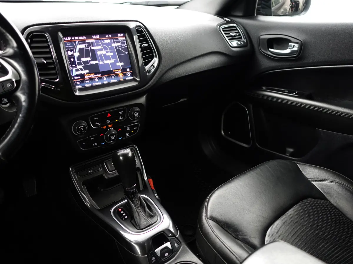 1.3T S Night Eagle Aut- Xenon Led, Keyless, Stuur/Stoelverwarming, Alpine Audio, Memory