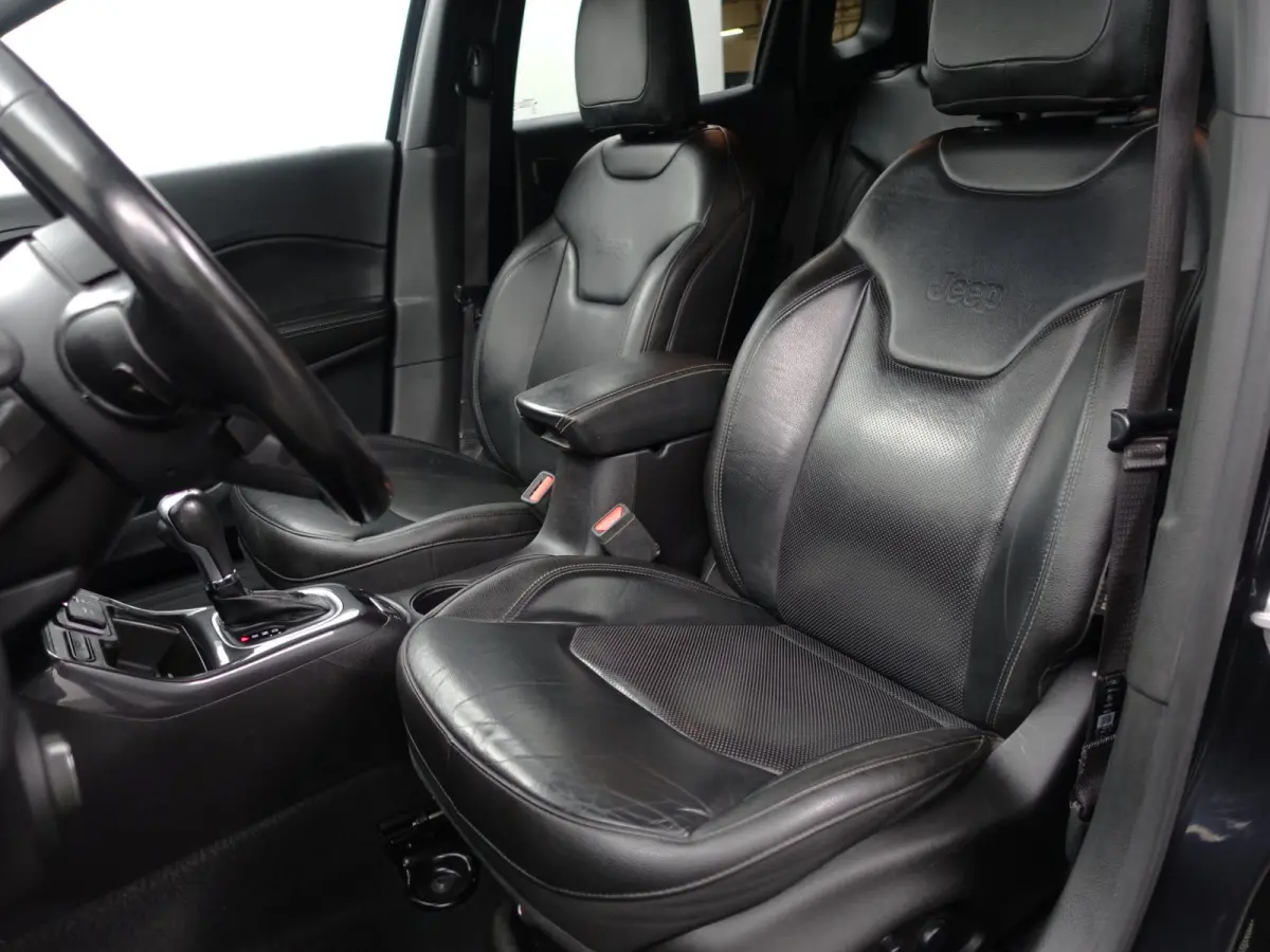 1.3T S Night Eagle Aut- Xenon Led, Keyless, Stuur/Stoelverwarming, Alpine Audio, Memory