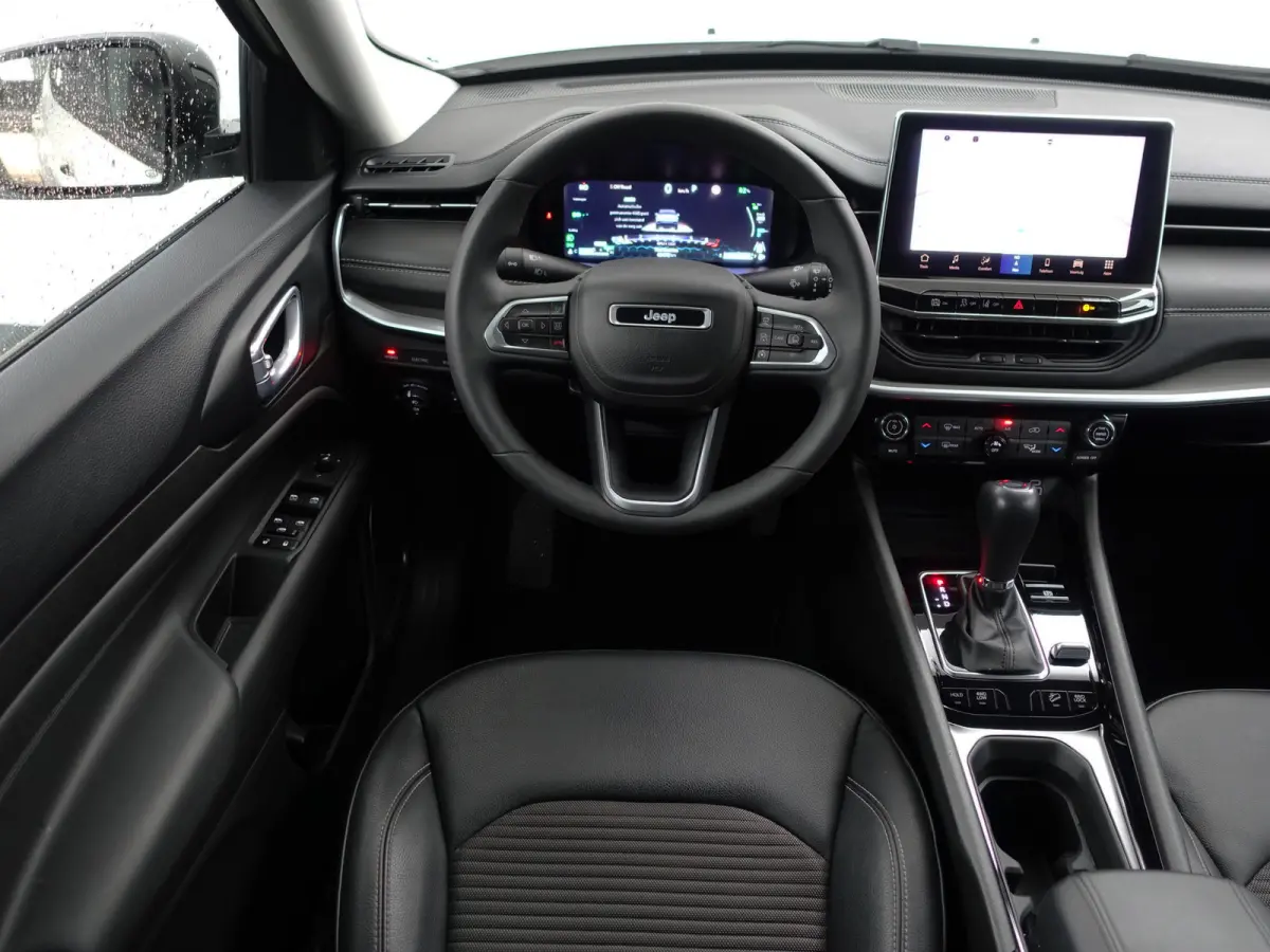 4xe 240 Plug-in Hybrid Limited Aut- Dynamic Select, Camera, Virtual Cockpit, Navigatie, Lane Assist,