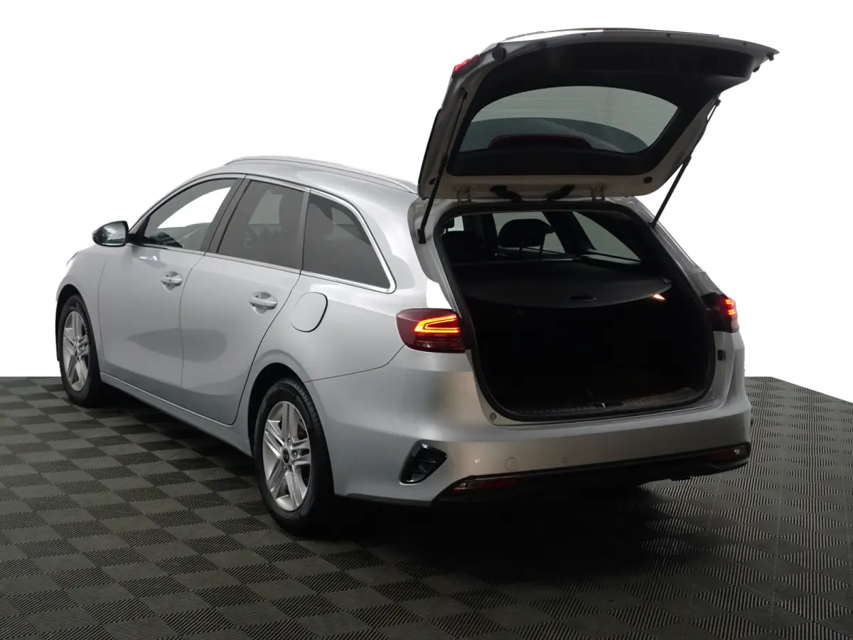 1.0 T-GDi DynamicPlusLine- Stuur/Stoelverwarming, Camera, Carplay, Android Auto, Keyless, Lane Assist